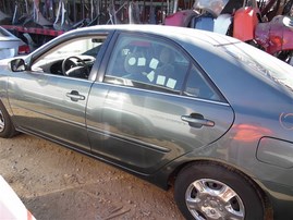 2004 Toyota Camry LE Sage 2.4L AT Z21503